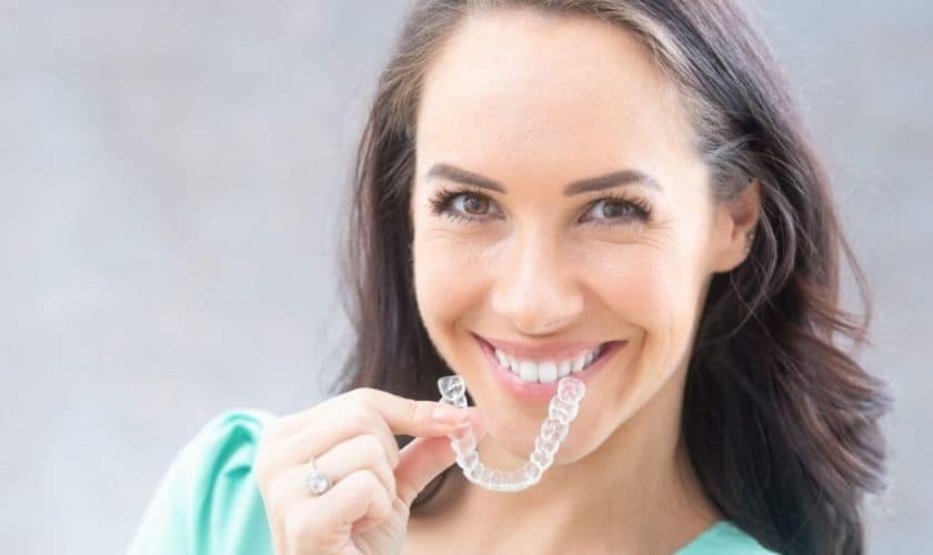 Featured image for “Why Should You Feel Confident About Invisalign Treatment?”